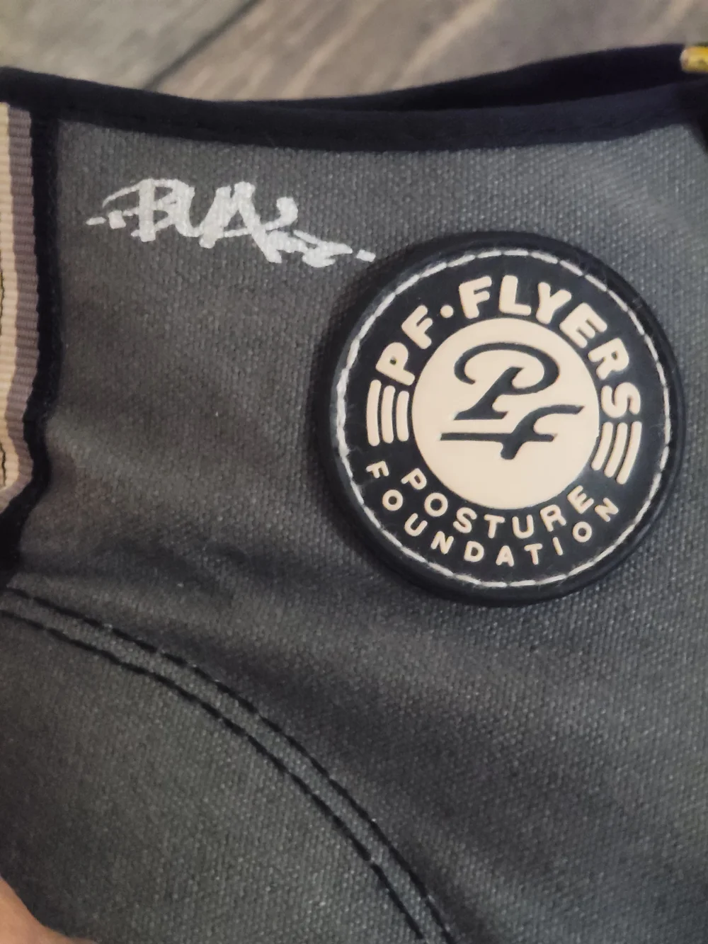 P.F. Flyers Limited Edition BOOMBOX Hip Hop Sneakers Artwork Justin Bua Men 9.5